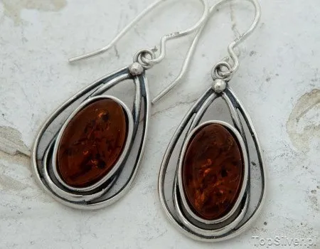 ISANA - srebrne kolczyki z bursztynem