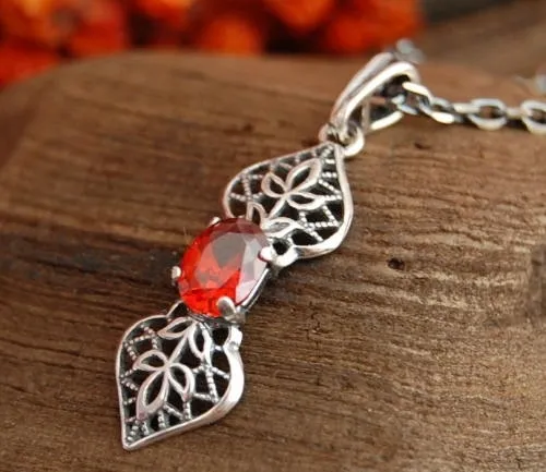 FRANSA - srebrny wisiorek wisiorek z granatem