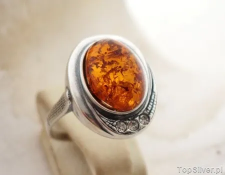 LORENZO - srebrny pierścionek z bursztynem