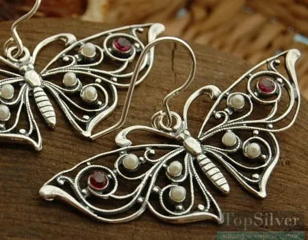 MOTYLEK - srebrne kolczyki rubiny i perły