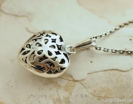 AŻUROWE SERDUSZKO - srebrny wisiorek