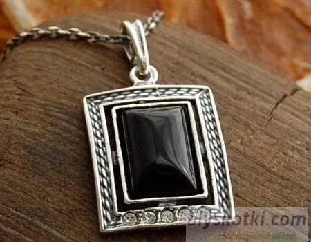 NINO - srebrny wisiorek z onyksem