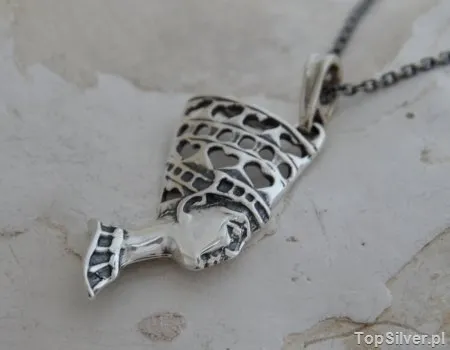 NEFRETETE - srebrny wisior