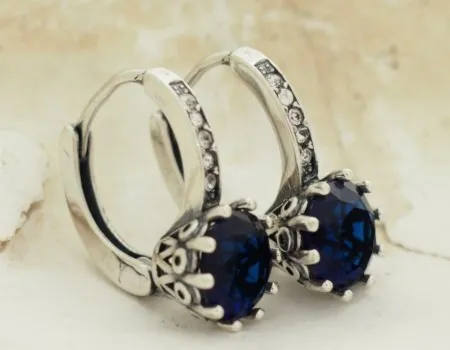 LIZBONA - srebrne kolczyki z szafirami i kryształk