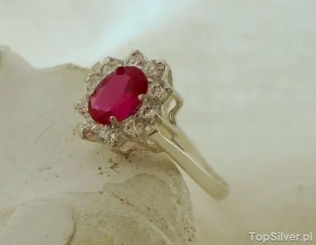 MANHATTAN - srebrny pierścionek z rubinem cyrkon