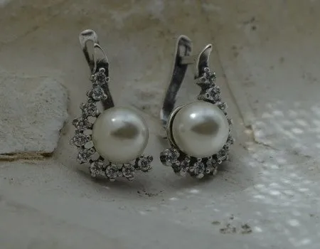 OKTAWIA - srebrne kolczyki z perłą i kryształkami