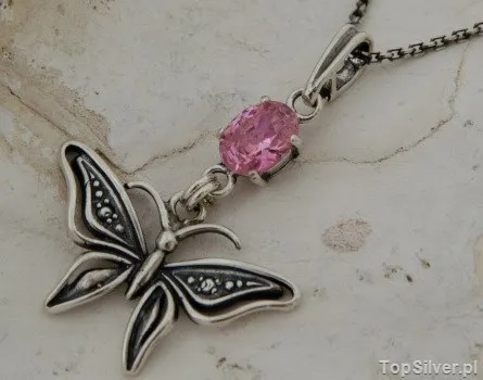 MOTYL - srebrny wisiorek z kryształem Swarovskiego