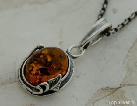 KARELIA - srebrny wisiorek z bursztynami