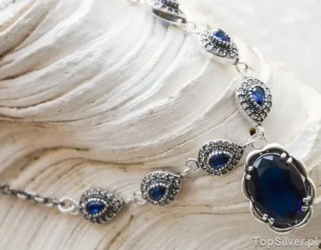 SZAFIROWE ŁZY - srebrny naszyjnik z szafirem