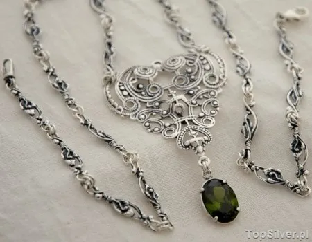 BUENOS - srebrny naszyjnik z oliwinem