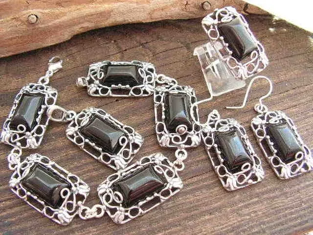 DRAHMA - srebrny komplet z onyksem