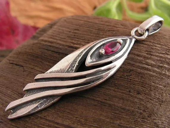 TAVIRA - srebrny wisiorek z rubinem