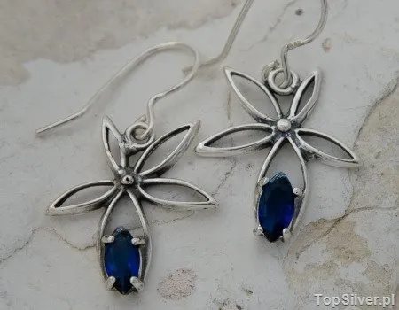 blueGRASS - srebrne kolczyki z szafirem