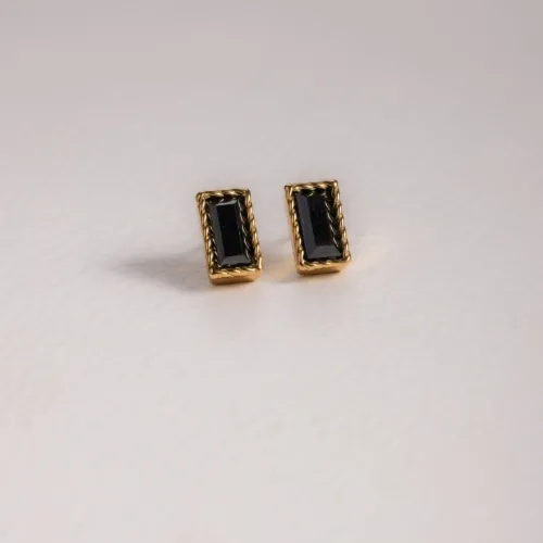 KOLCZYKI Z CZARNĄ CYRKONIĄ POZŁACANE LUMINOIR (P25/VIC/01AU)