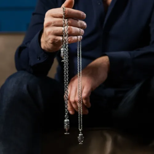 Naszyjnik z mikrofonem z kolekcji Colibra x Pan Lektor (C24/PAN/06)