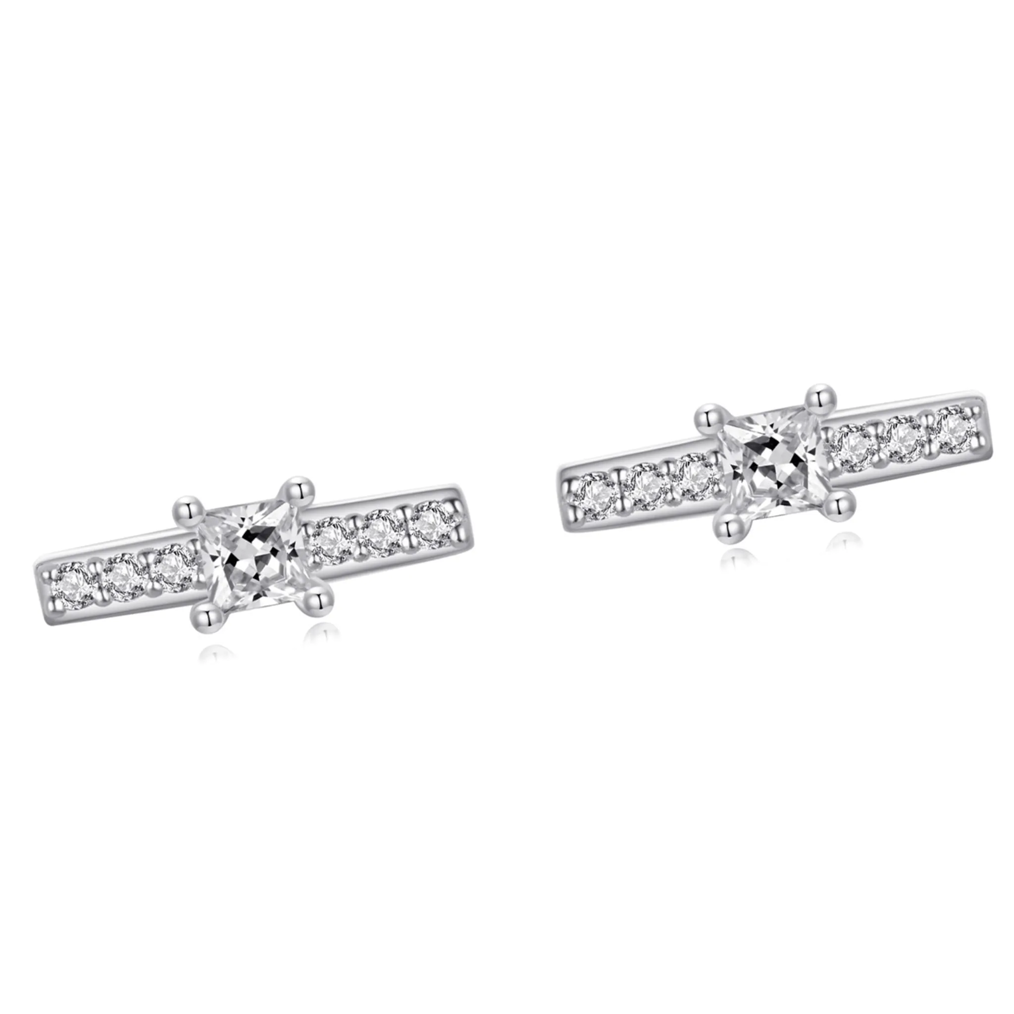 Delikatne srebrne kolczyki z kryształkami sztyfty srebro 925