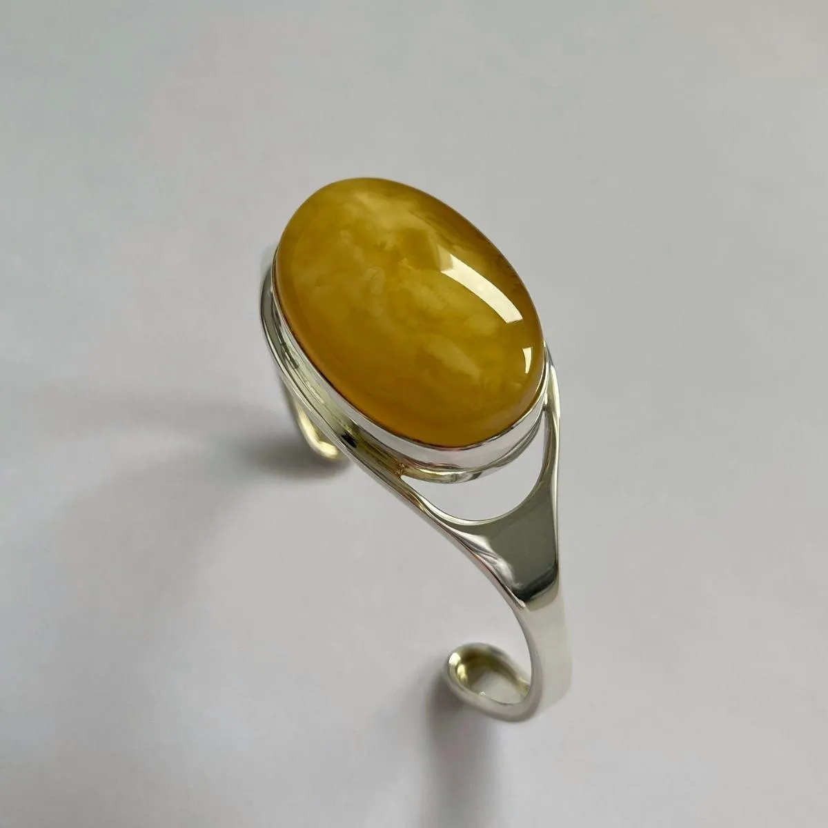 Bransoleta srebrna regulowana z mlecznym bursztynem no 6