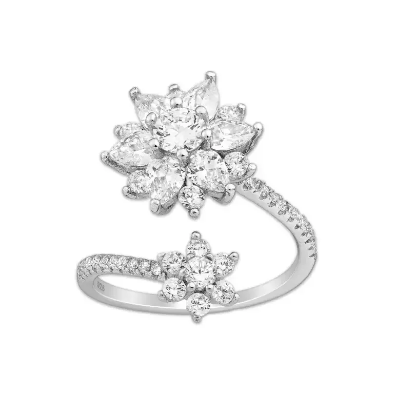 Piękny srebrny pierścionek z cyrkoniami - Europa 14; US 7