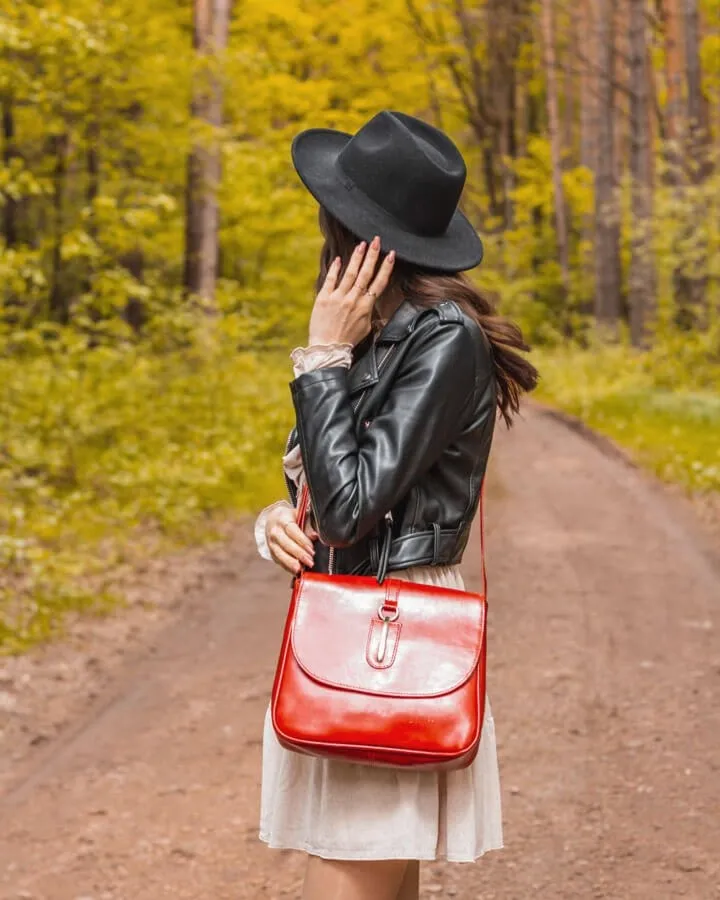 Torebka skórzana damska listonoszka DAN-A T178 czerwona