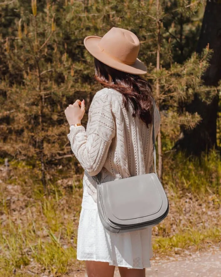 Torebka skórzana listonoszka DAN-A T223 szara