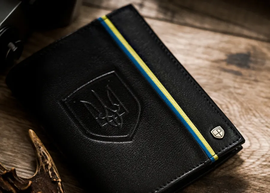 Portfel skórzany z godłem Ukrainy Peterson 303UP-5590 BLACK czarny