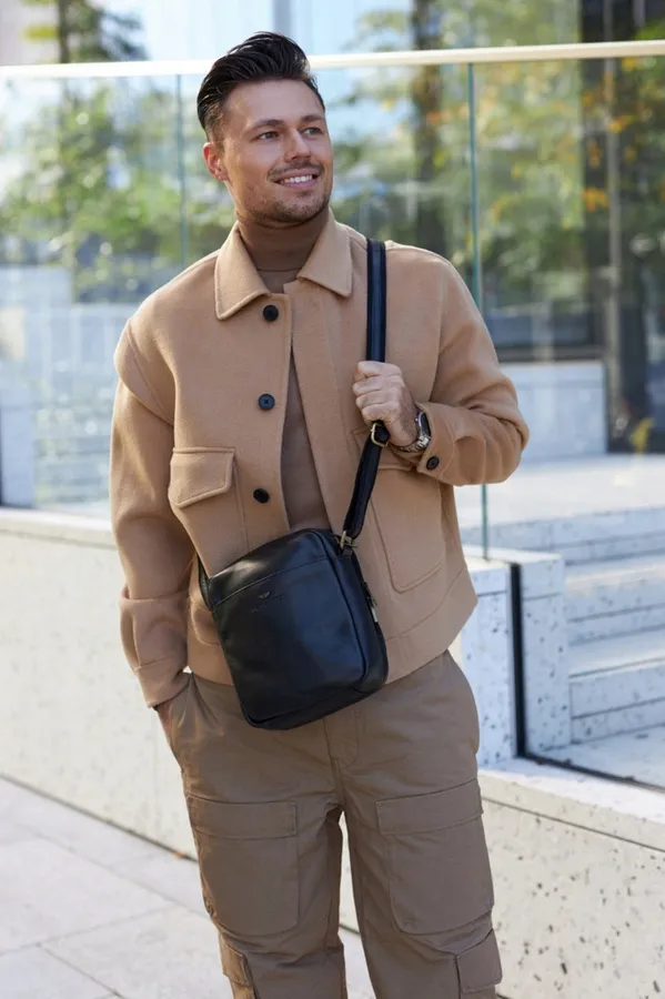 Elegancka listonoszka Peterson PTN 8021-NDM czarna