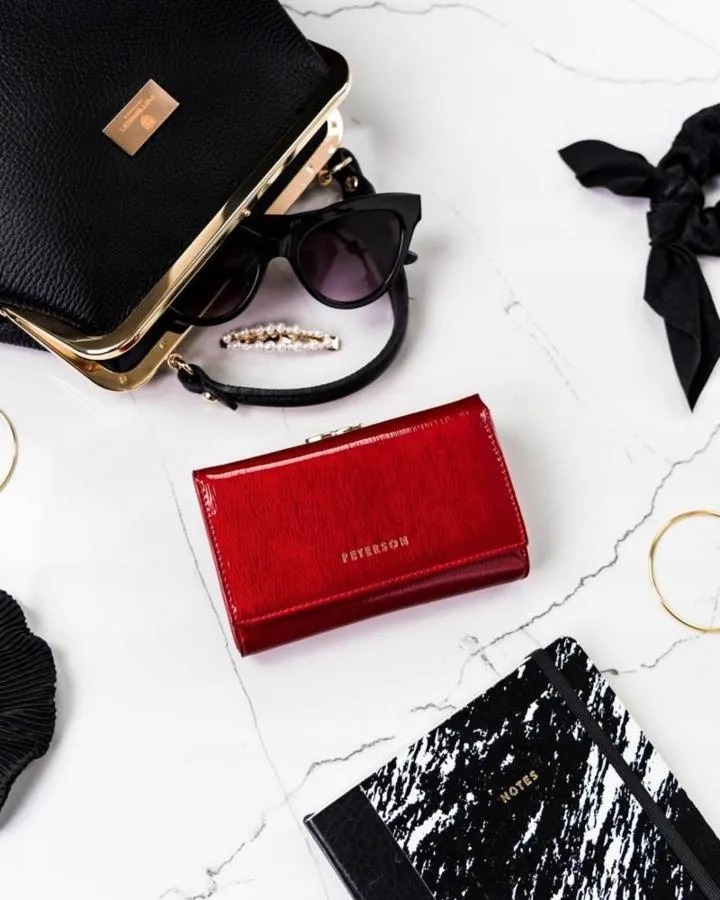 Portfel damski skórzany PETERSON PTN 42108-SH RED czerwony