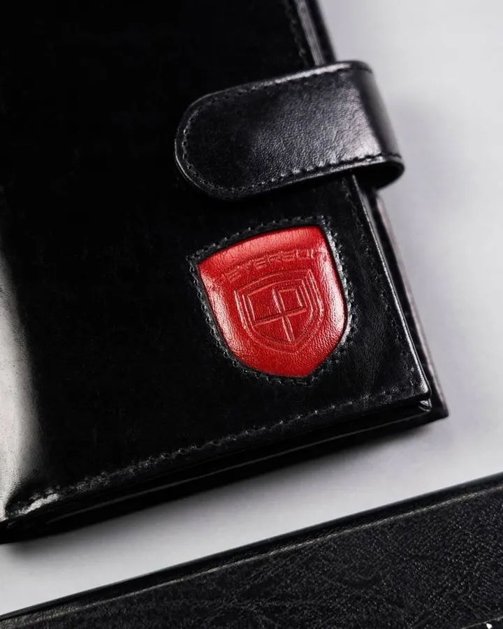 Portfel skórzany Peterson [D] PTN 22310L-VT-T czarny