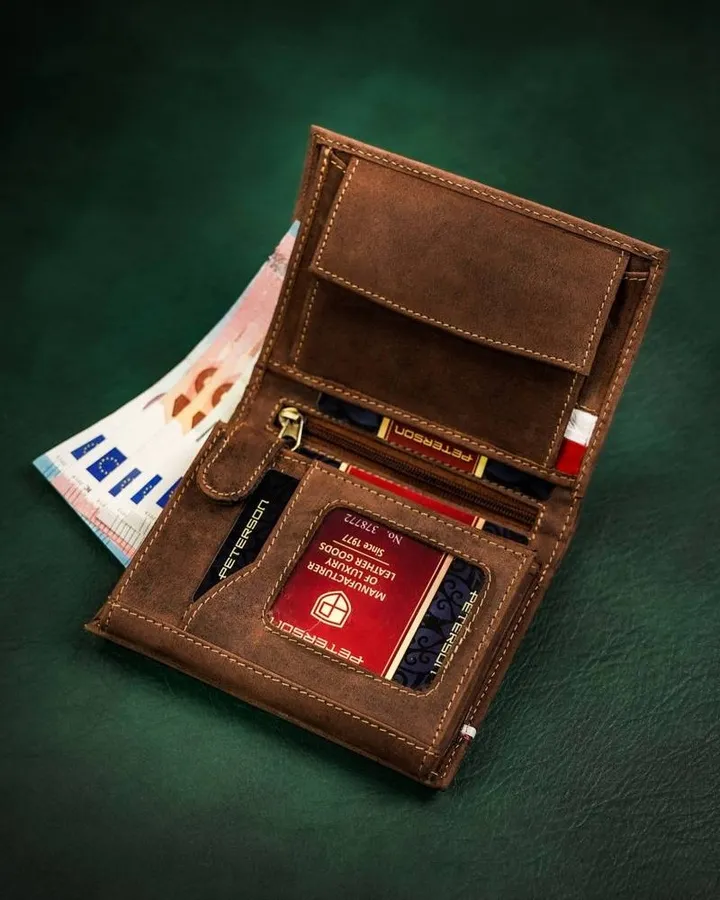 Portfel patriotyczny Peterson PTN 317PW-02 brązowy