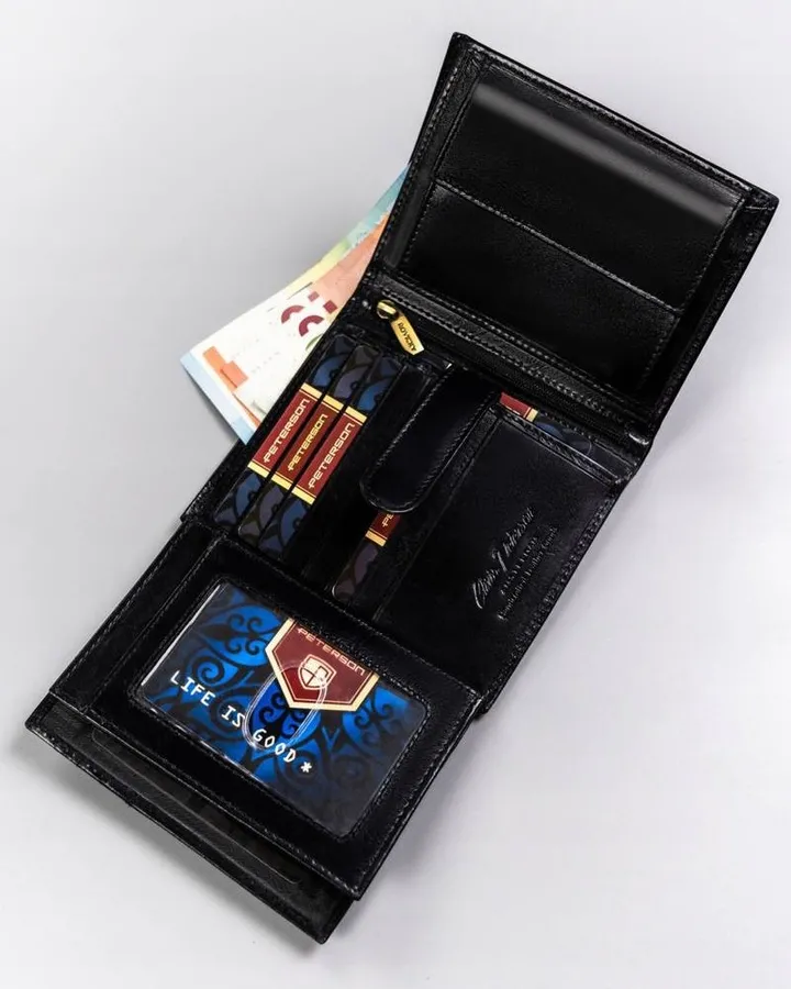 Portfel skórzany PETERSON PTN 22307-VT czarny