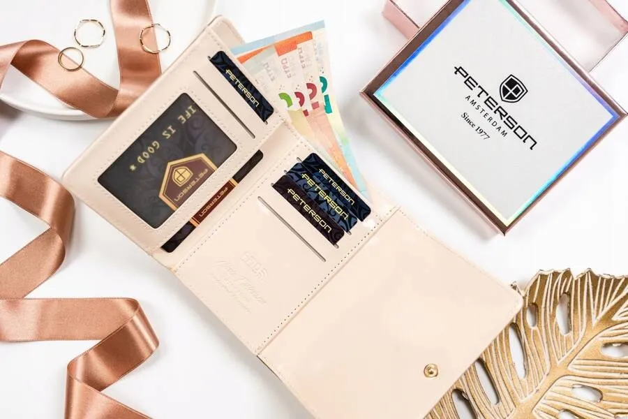 Portfel damski Peterson PTN 013-LAK beżowy