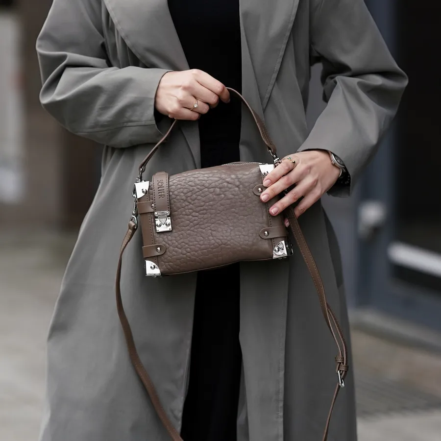 Listonoszka skórzana Solier FL43 Nessa cappucino