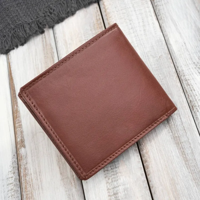 Poziomy portfel męski smukły w kolorze koniakowym Paolo Peruzzi AL-17-CG