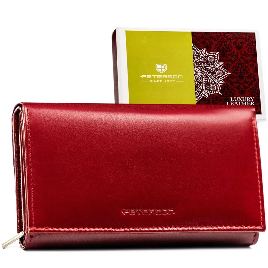 Czerwony portfel damski wykonany ze skóry naturalnej, zamykany na zatrzask PTN RD-21-NGV Peterson