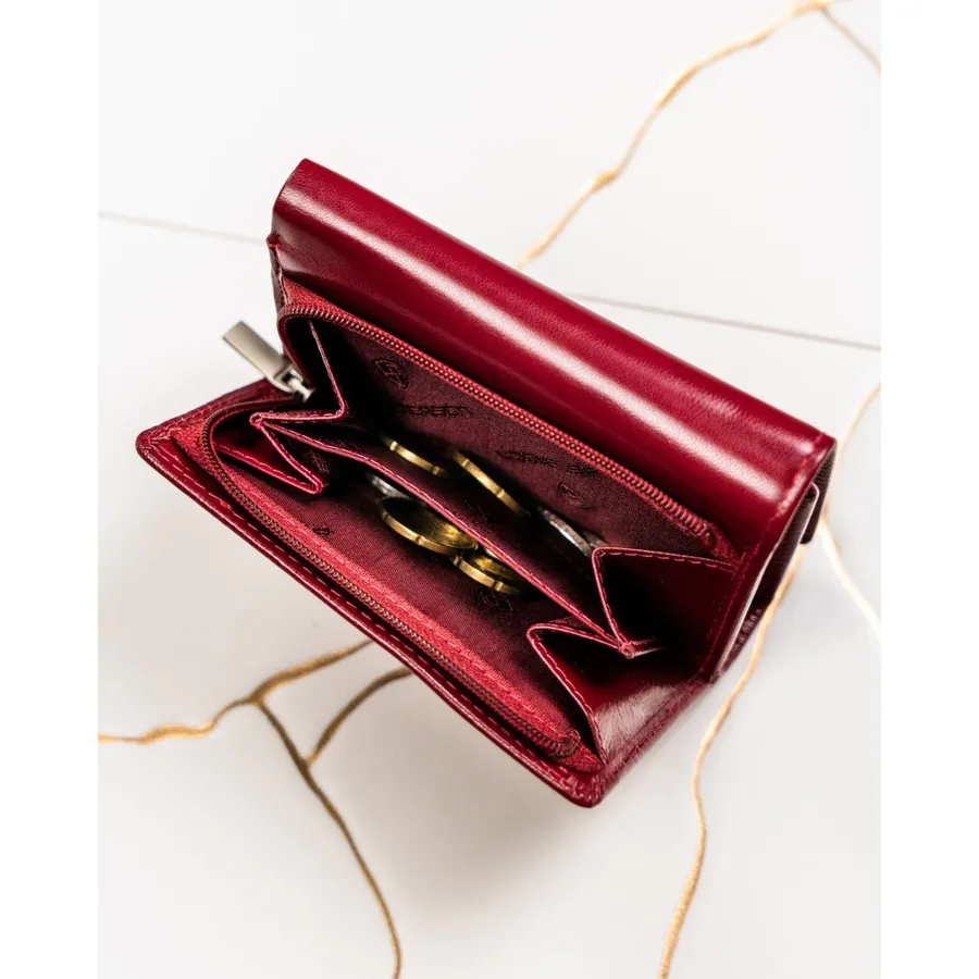 Mały, czerwony portfel damski ze skóry naturalnej z systemem RFID - Peterson