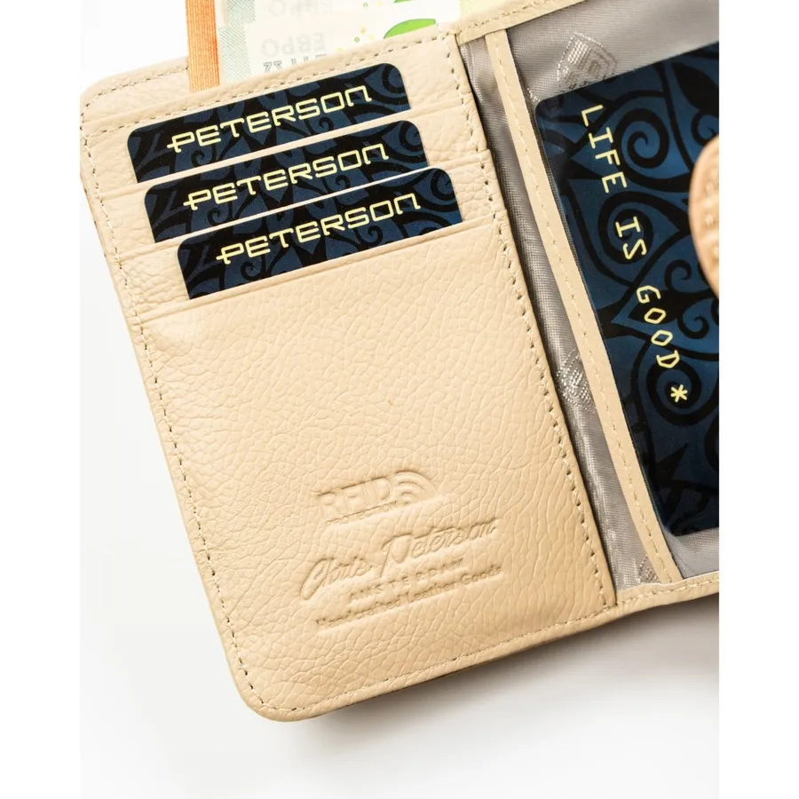 Portfel z ozdobną plecionką w beżowym kolorze, wykonany ze skóry naturalnej i ekologicznej - Peterson