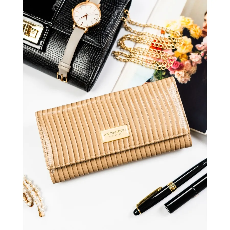 Beżowy portfel damski ze skóry naturalnej i ekologicznej w pleciony wzór Peterson PTN PS401-CRV