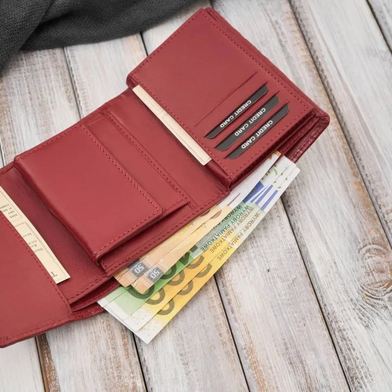 Portfel damski skórzany czerwony w orientacji poziomej RFID Paolo Peruzzi AL-15-RD