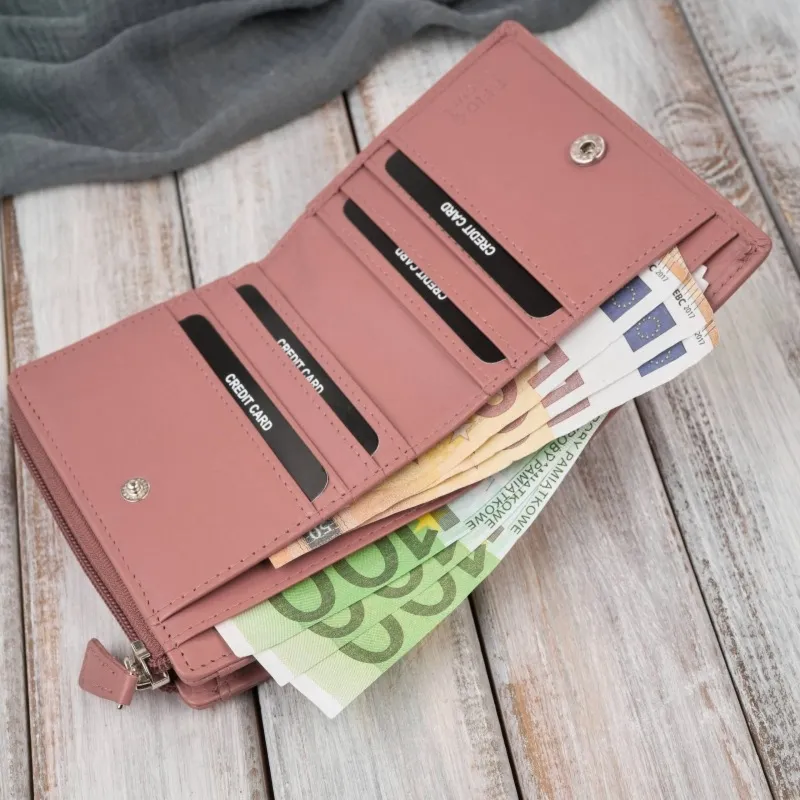 Portfel damski skórzany mały różowy pastelowy w orientacji poziomej z RFID Paolo Peruzzi SL-06-PI