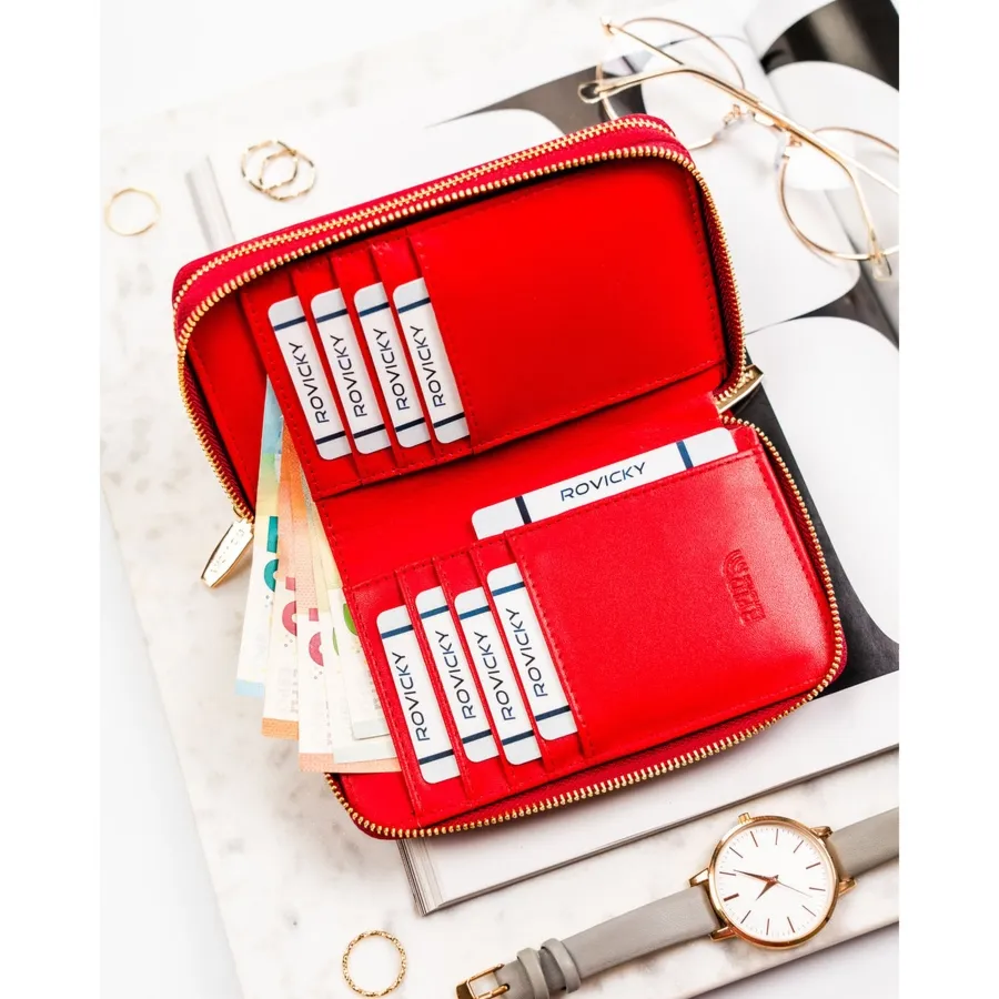 Czerwony portfel-piórnik damski ze skóry ekologicznej zamykany suwakiem - Rovicky
