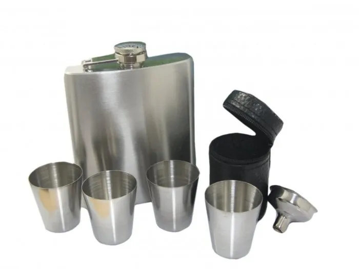 Zestaw: Piersiówka, 4 kieliszki i lejek +GRAWER