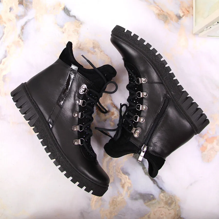 Skórzane botki damskie z cyrkoniami ocieplane czarne Dolce Pietro