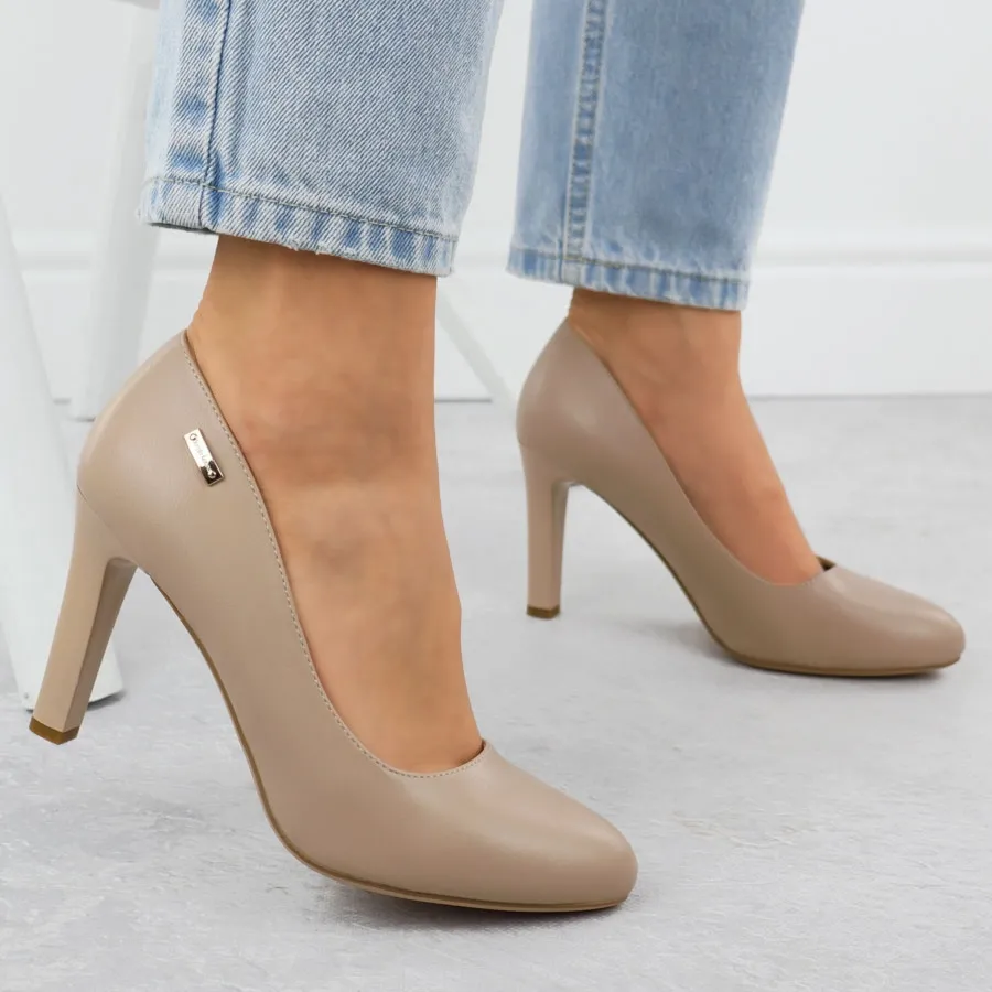 Czółenka na obcasie coffe Sergio Leone 1457