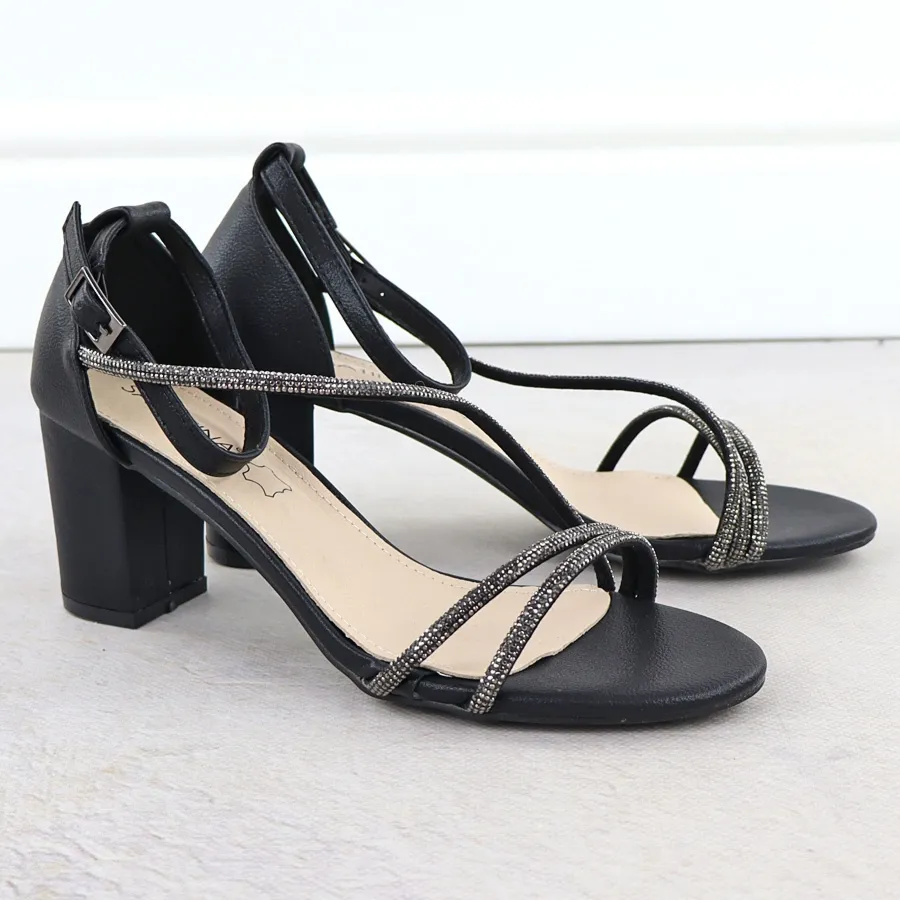 Sandały damskie na słupku z cyrkoniami czarne Sabatina 730-1