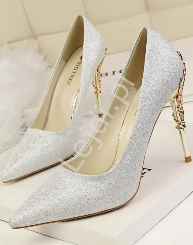 Brokatowe srebrne szpilki z ozdobnym złotym ażurowym obcasem na wesele, studniówkę, sylwestra 6486