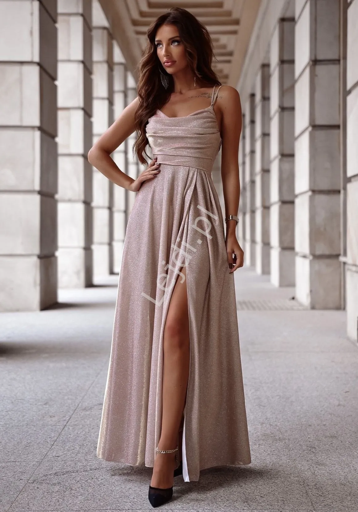 Zmyslowa  złota sukienka wieczorowa multi disco 1171