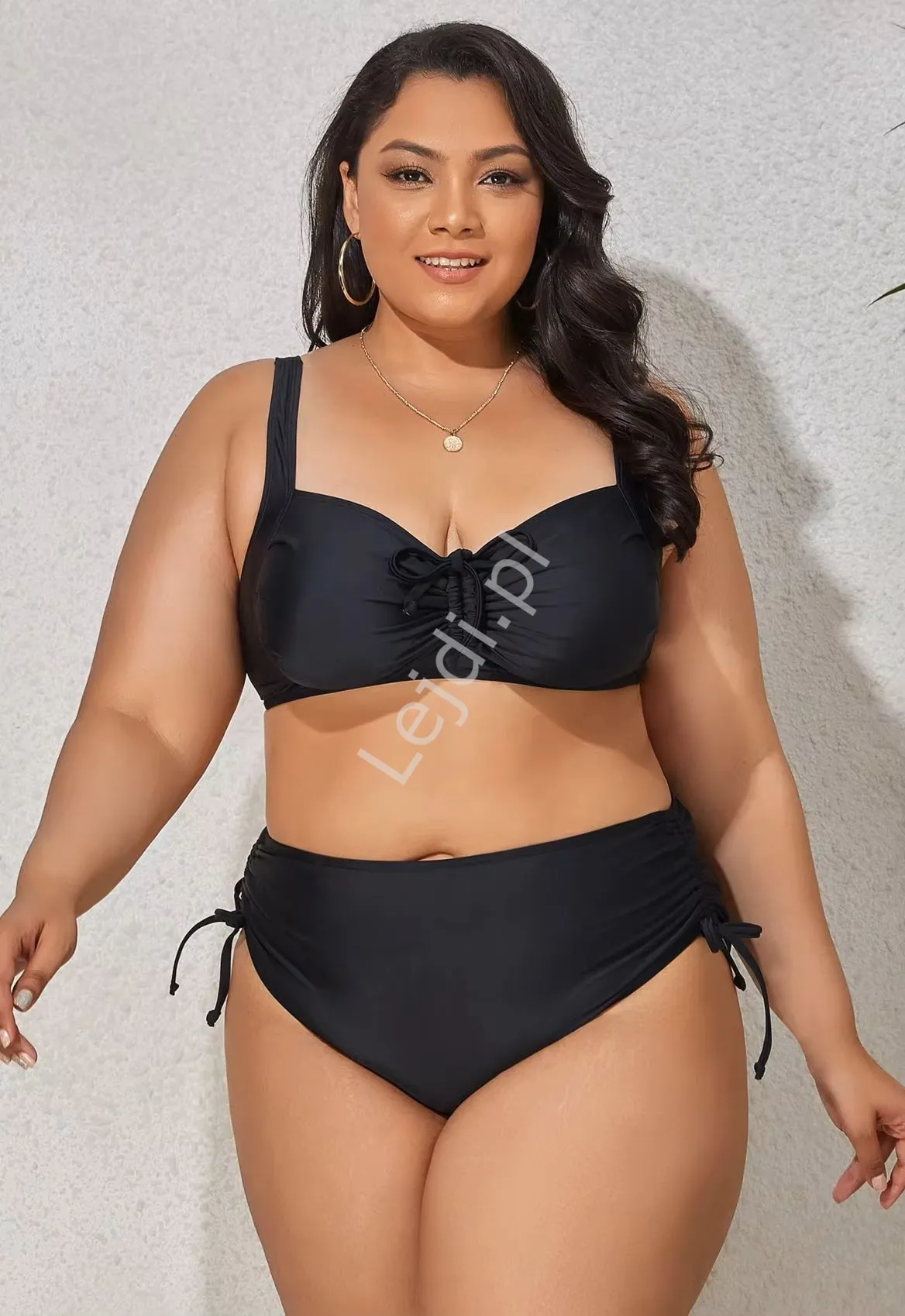 Czarne klasyczne  bikini Plus Size