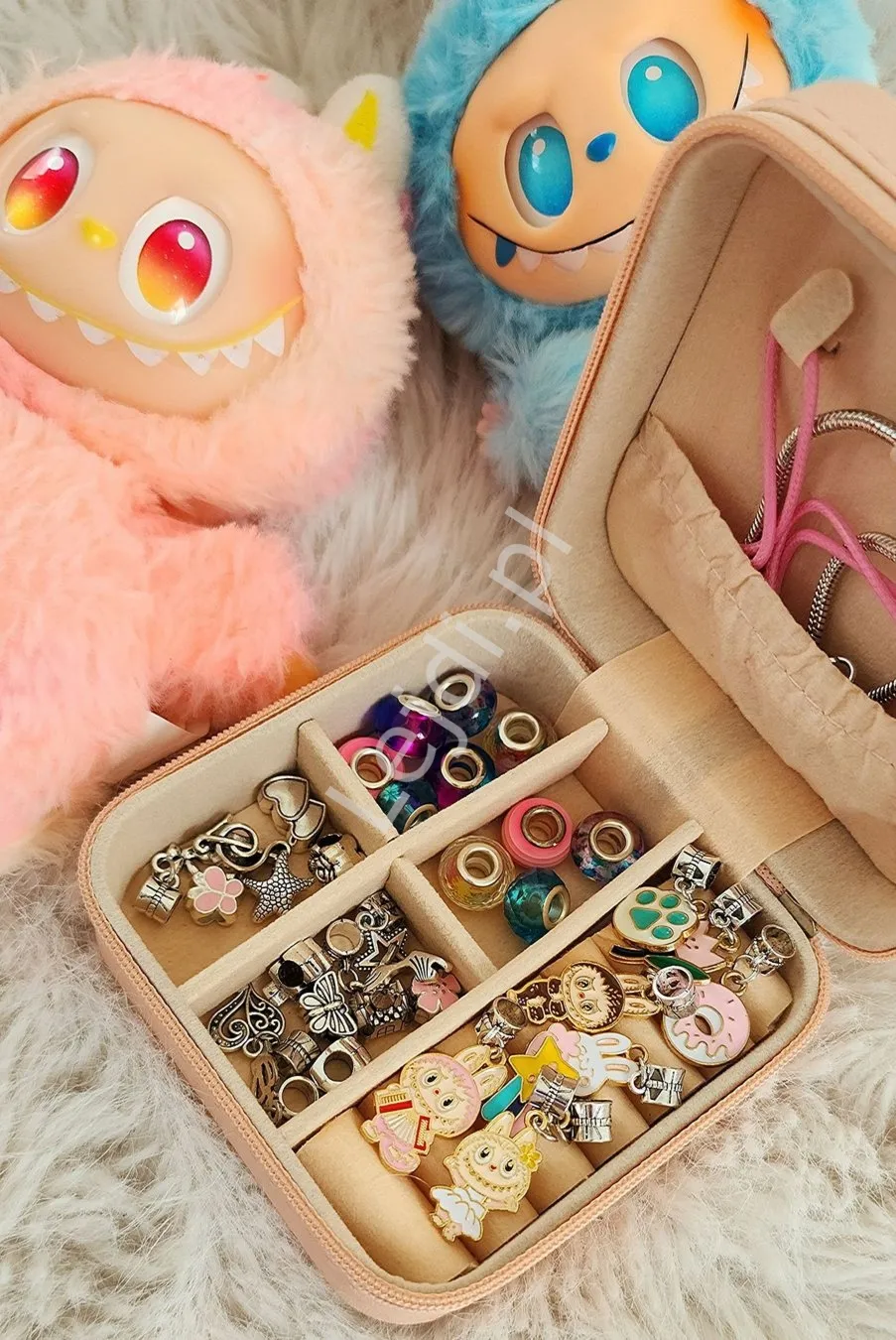 Bransoletka modułowa DIY z charmsami  LABUBU - zestaw w torebce prezentowej z LABUBU dla dziewczynki na prezent