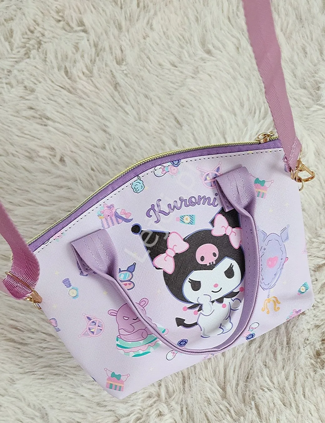 Mała elegancka torebka z ekoskórki dla dziewczynki Kuromi fioletowa
