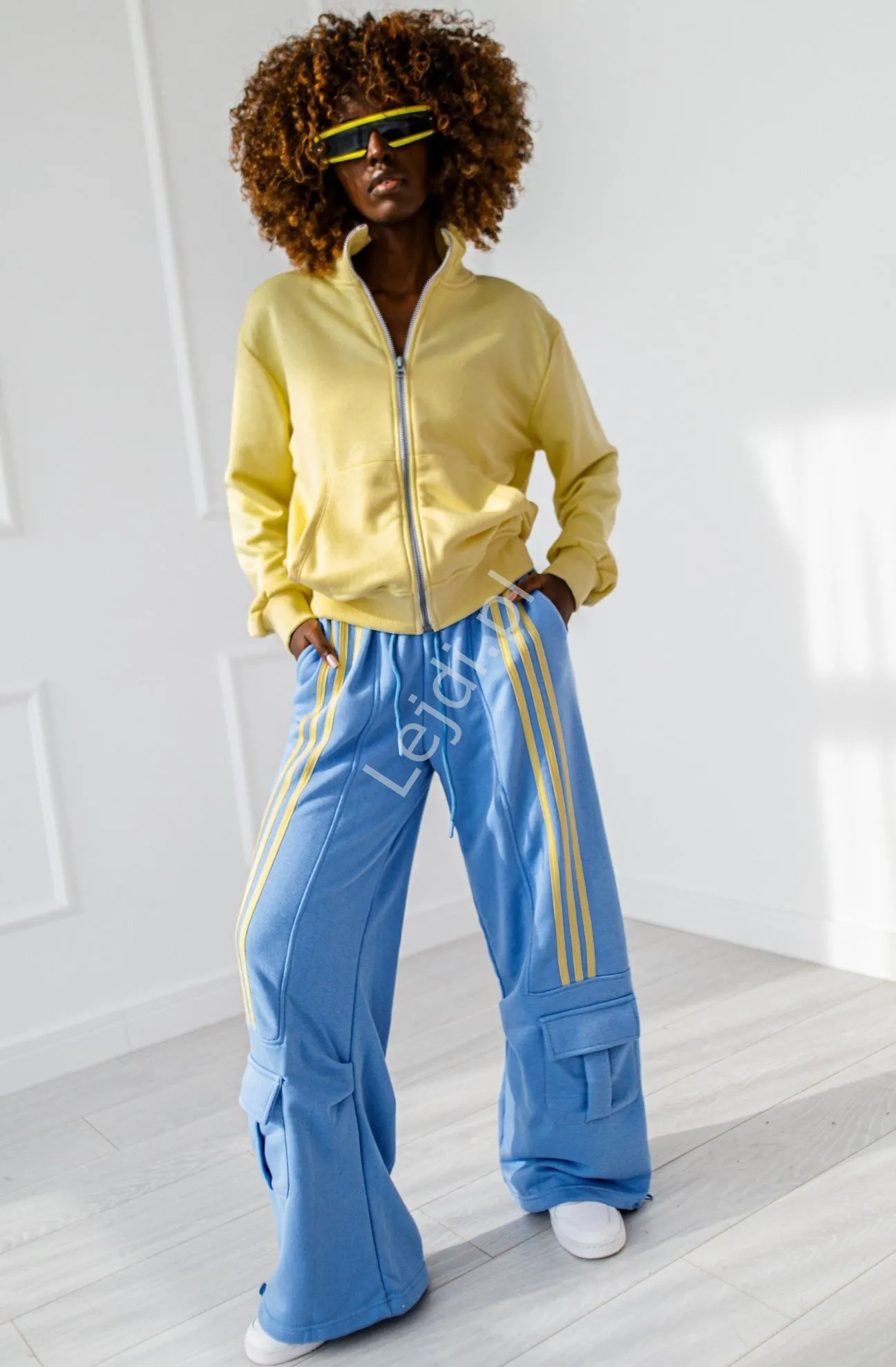 Komplet dresowy MISS CITY zółta bluza i niebieskie spodnie damskie, dresy damskie